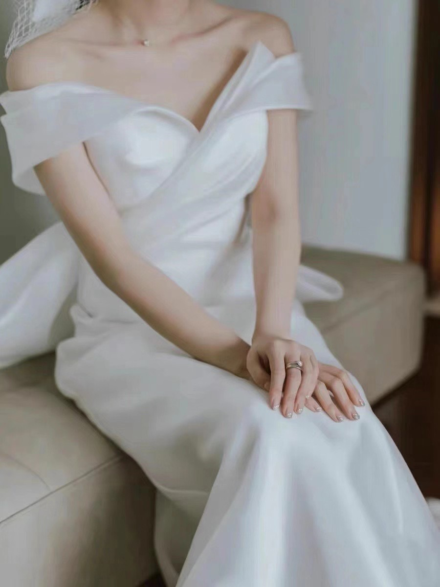 小众出门服鱼尾婚纱