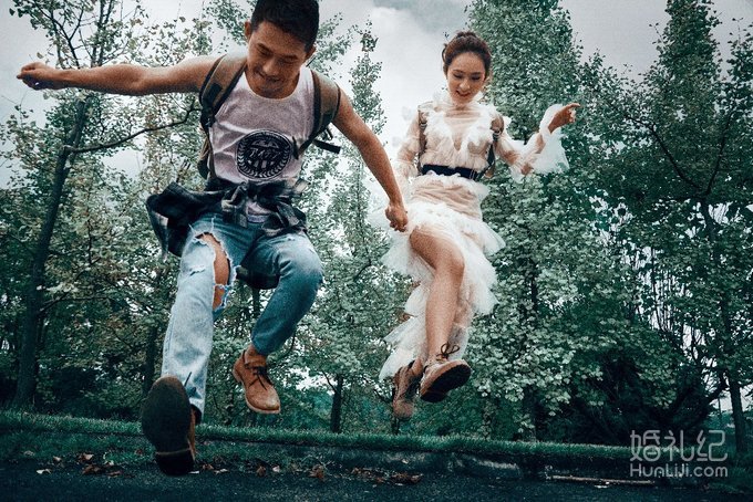 家门口的工作室，也能拍出旅拍的感jio~
