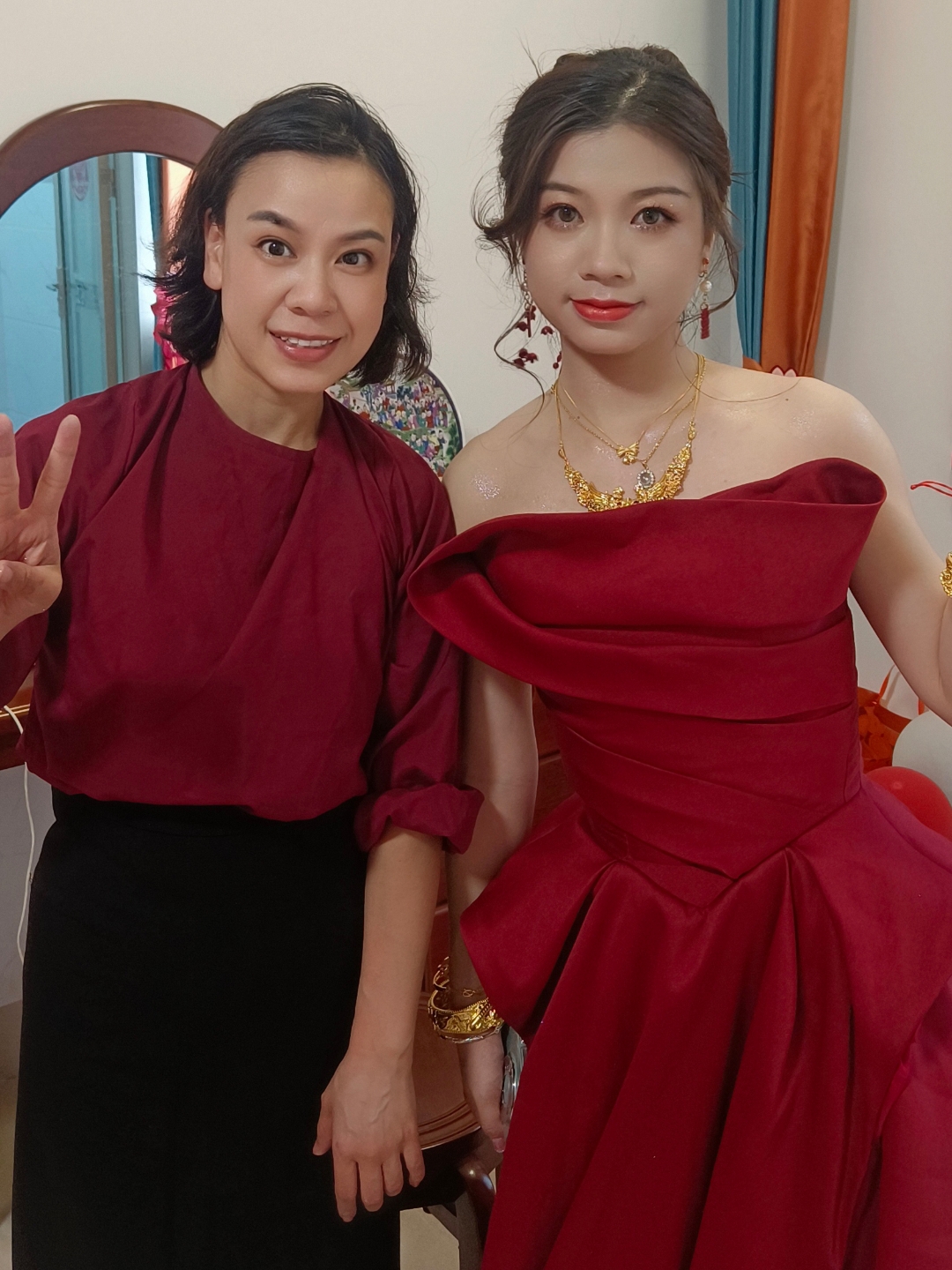 毽子头➕韩式卷发＝时尚高级