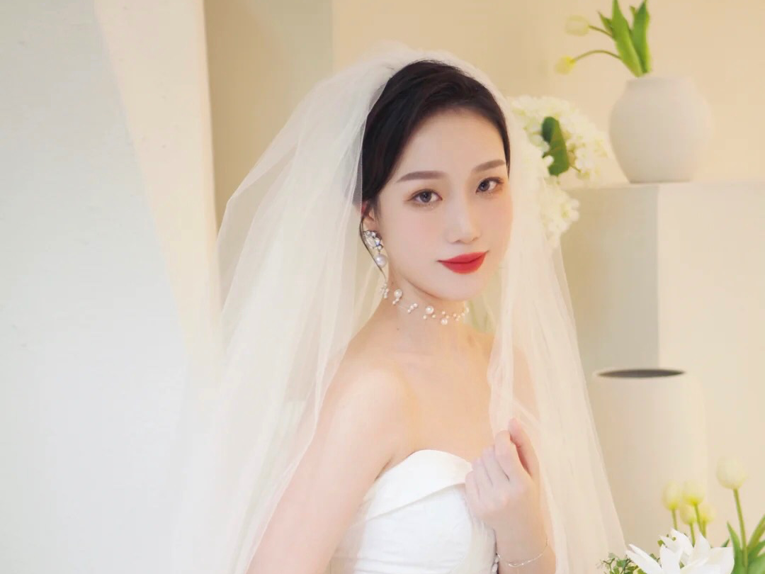 资深档化妆老师全程婚礼跟妆