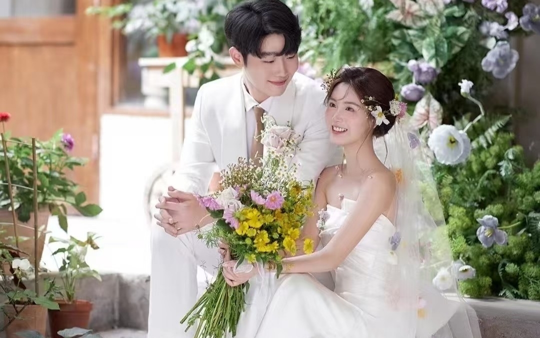 花海浪漫婚紗照