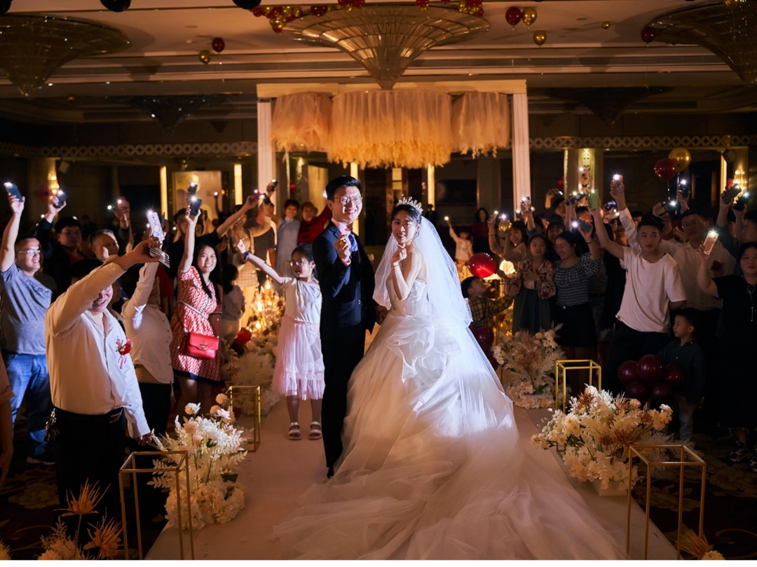 新娘全天跟妆上门服务  +妈妈妆