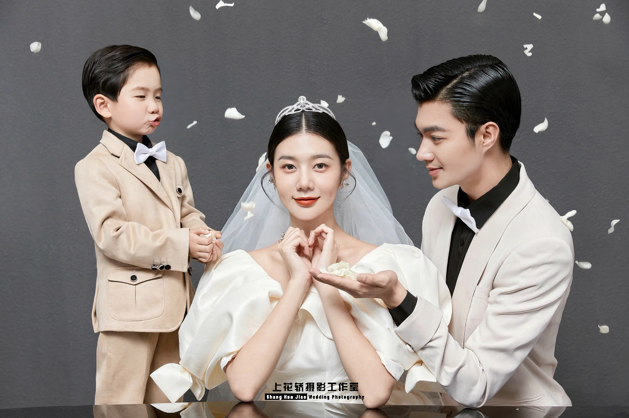 《全家福》一家四口團(tuán)員系列全家福