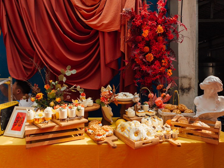 極簡主題橘紅色婚禮定制服務(wù)