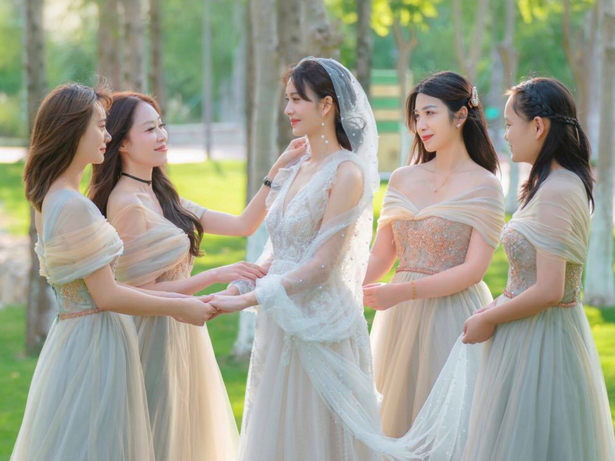 【唯尚造型】婚礼当天妈妈妆加伴娘妆