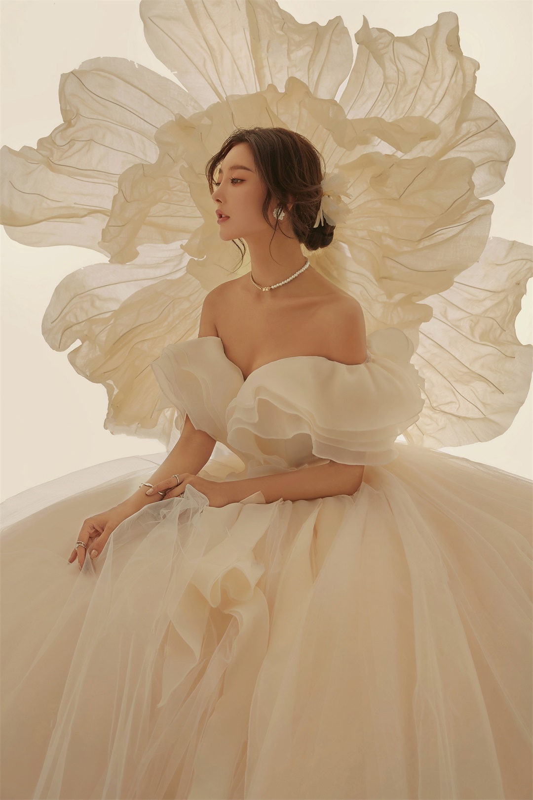 春季特惠婚纱