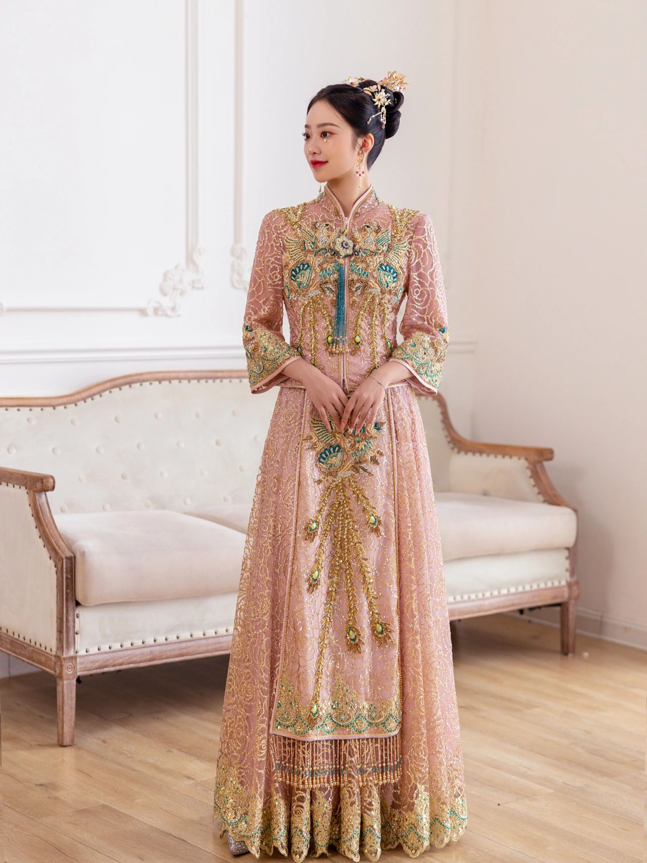 圣白｜出租倒叙樱花粉重工秀禾服