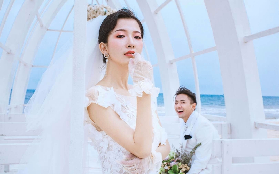 茱莉娅梦想店三亚站再送结婚礼服500元代券