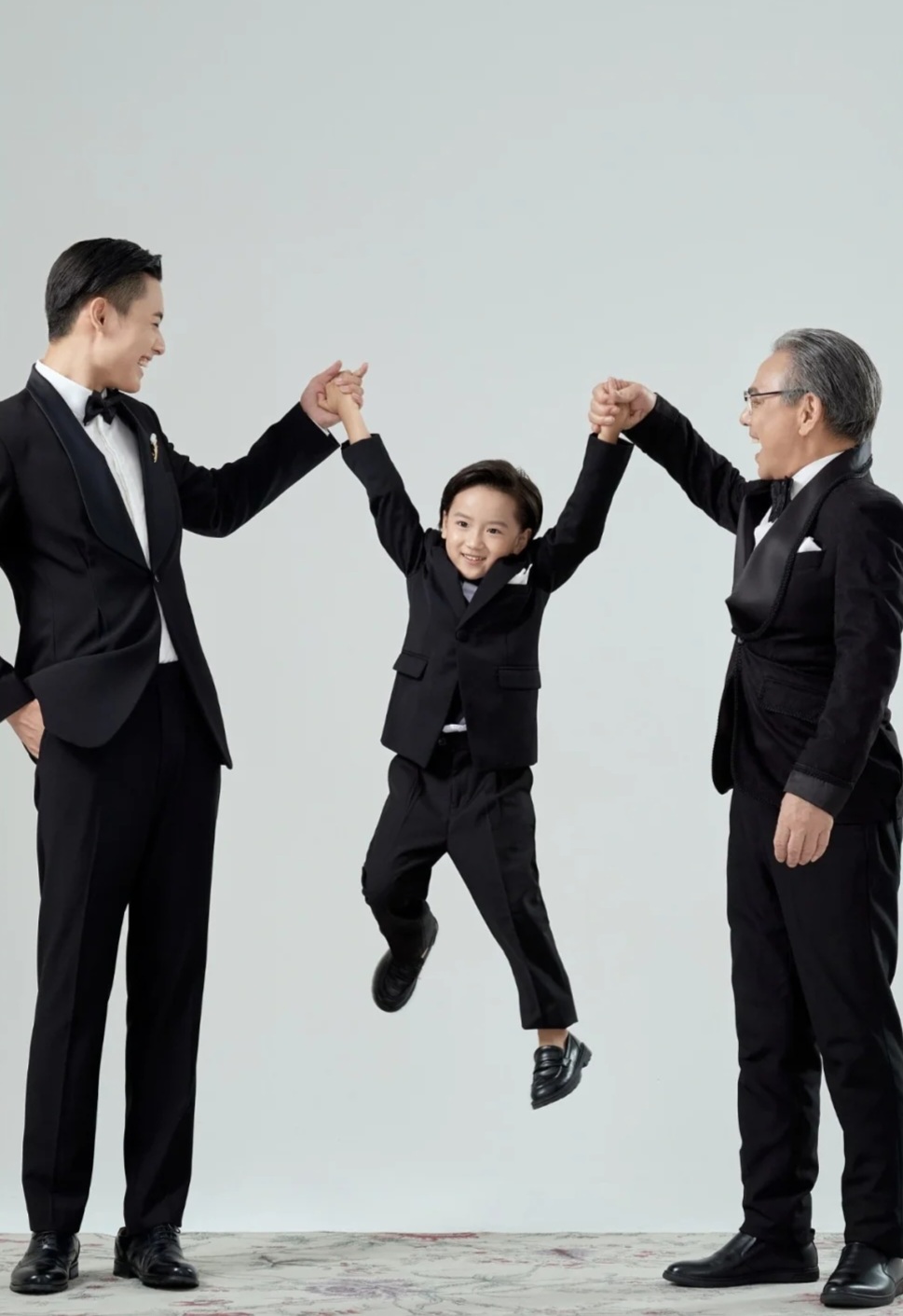 全家福 （6-8）人