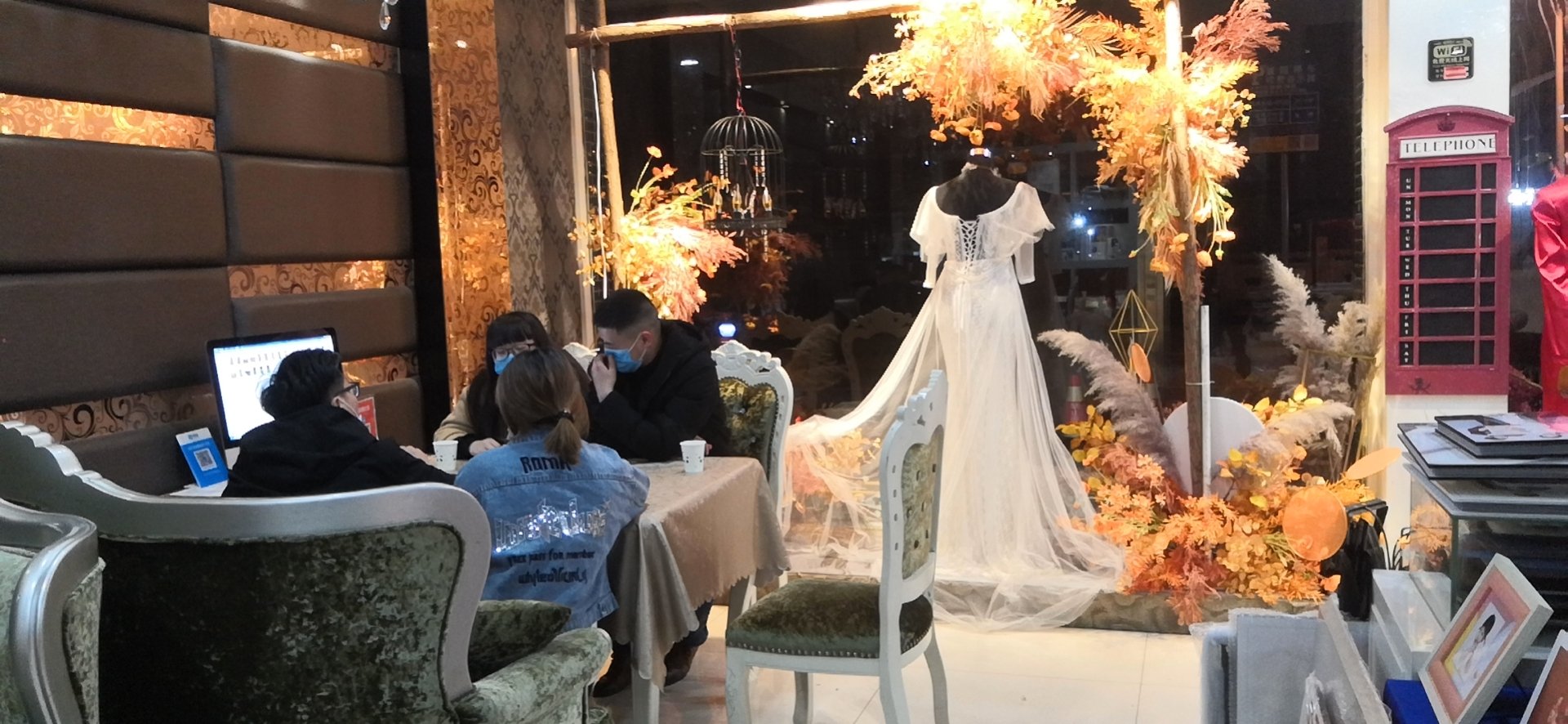 拉斐尔婚礼工作室