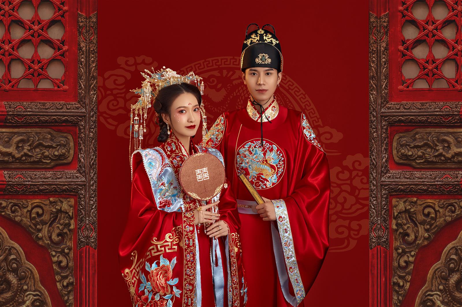 明制婚服——鳳冠霞帔 大氣磅礴