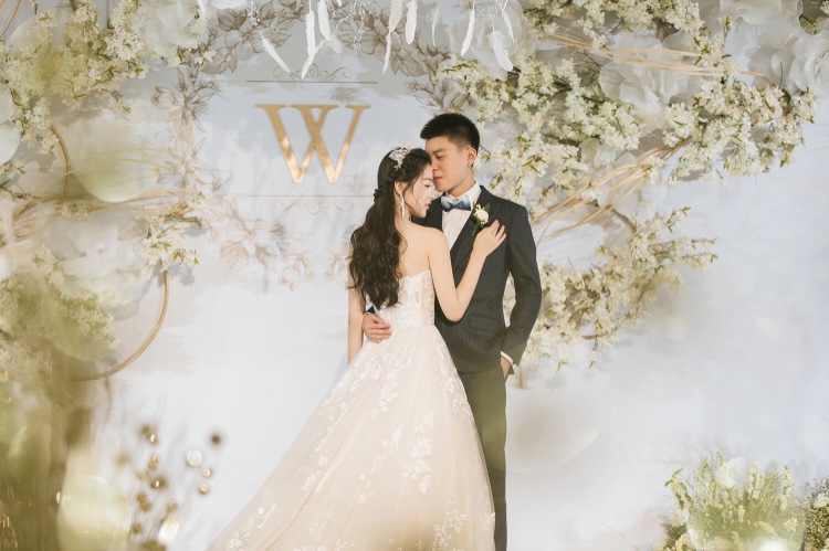 婚纱店的经验_婚纱店