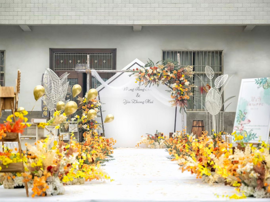 慕爱女王户外婚礼优惠套餐一