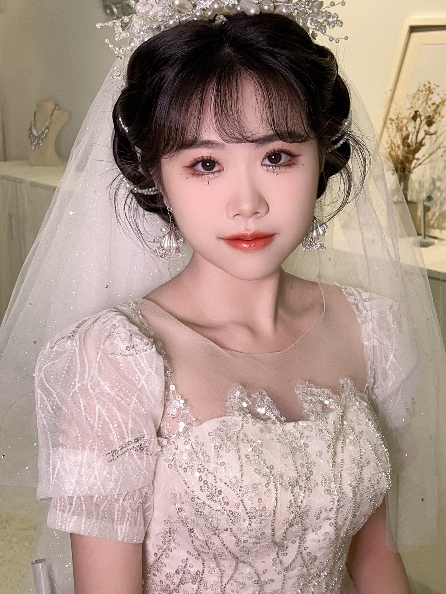 资深化妆师全天跟妆