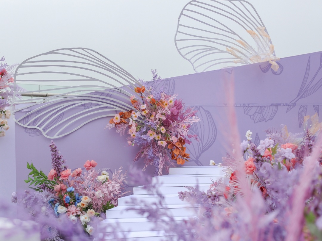 莫奈花园｜油画风紫色系户外婚礼