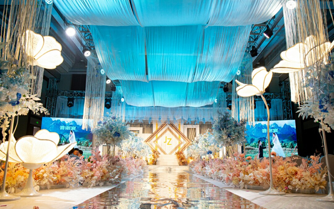 在美的年纪，
遇见了最真的你
谢谢你，让我嫁给