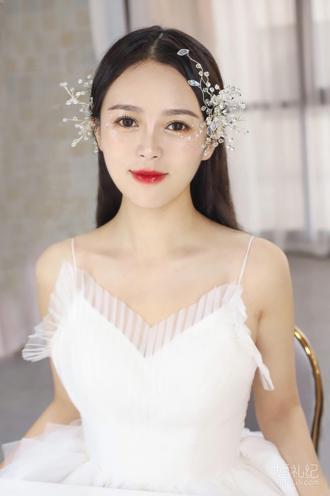 前前后后试了4次跟妆，被这款复古妆容惊艳了