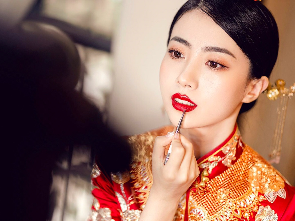 【店家推荐】婚礼跟妆全包套系