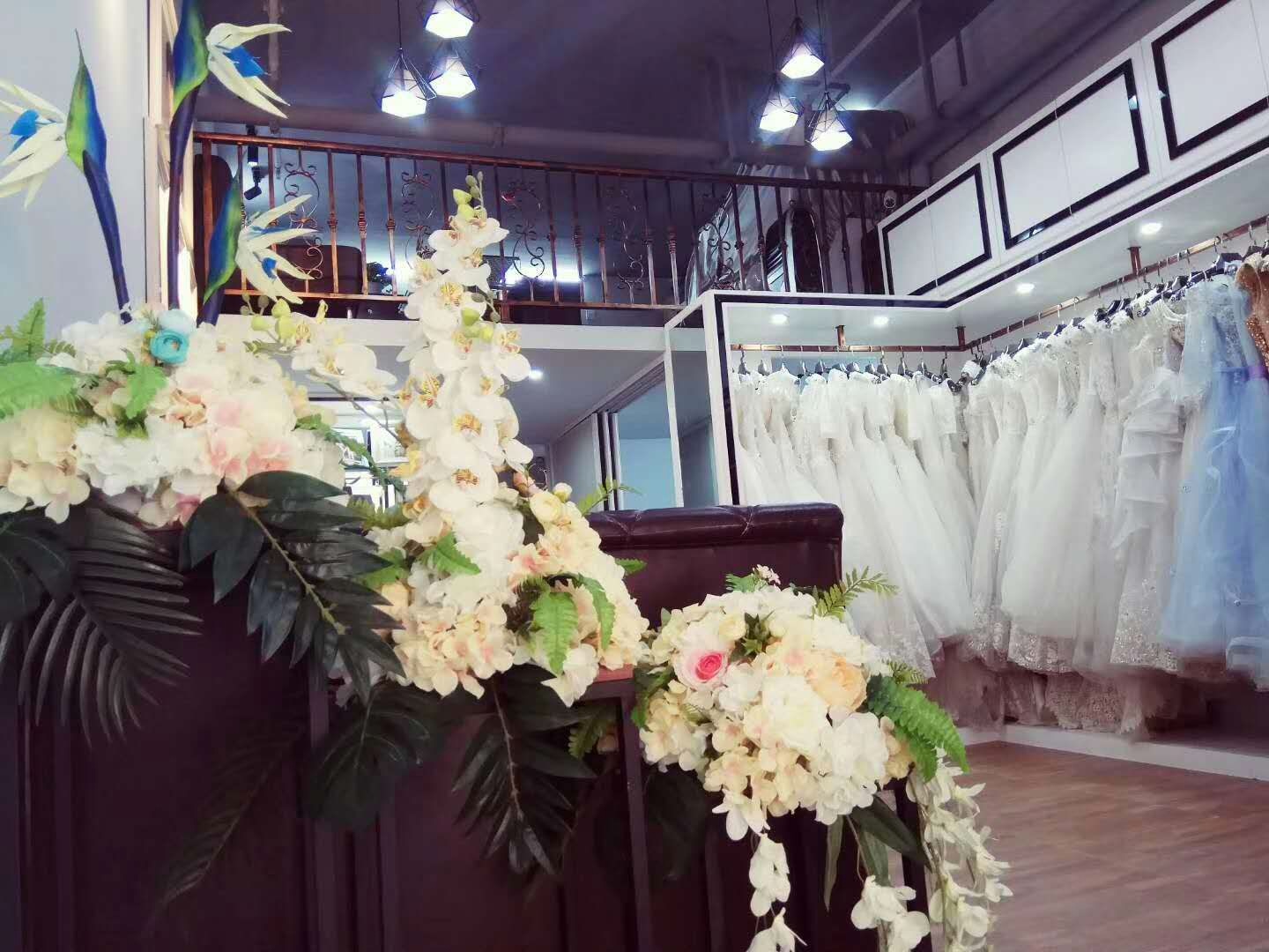 佳航婚纱摄影