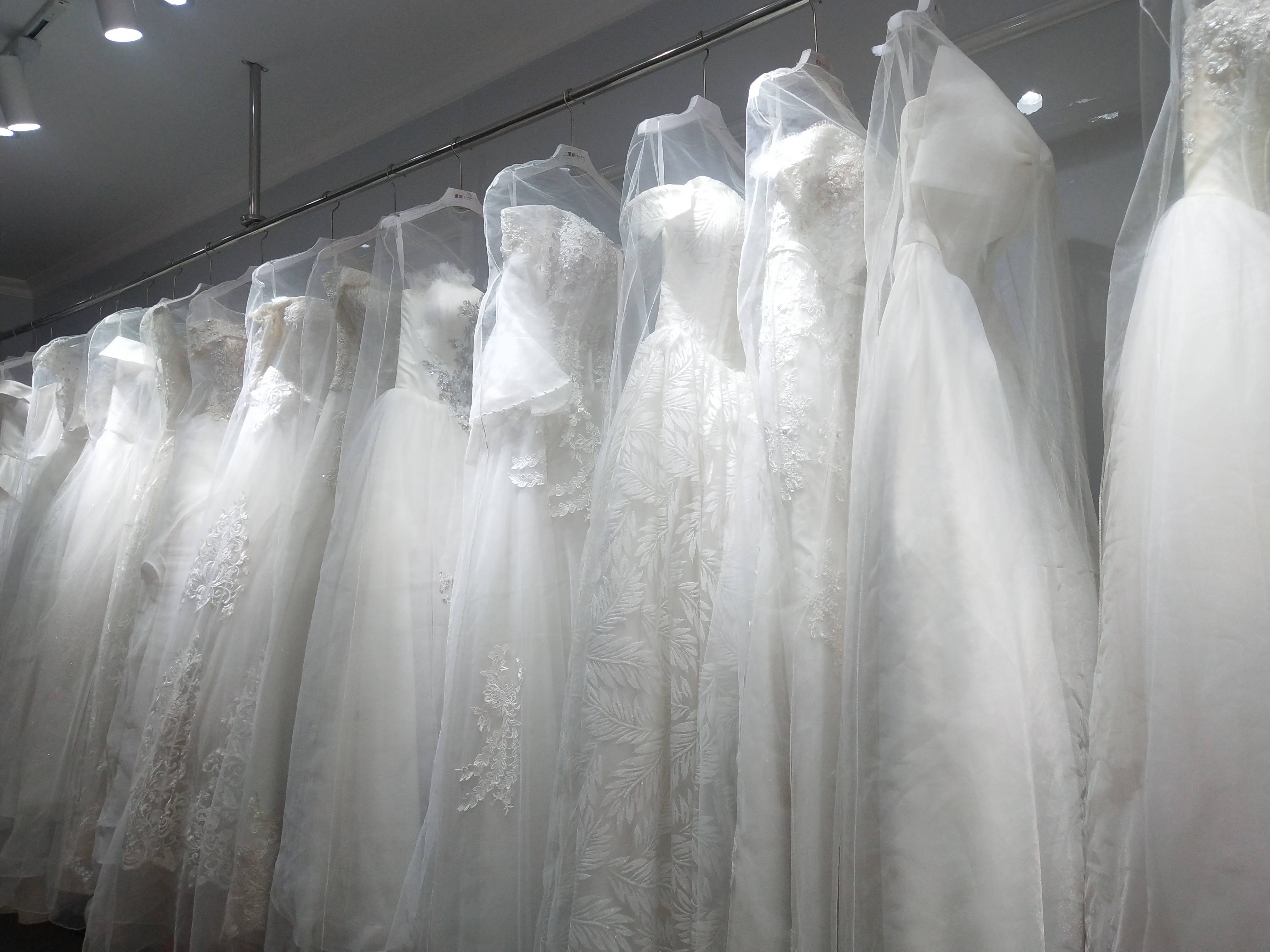 睿伊婚礼定制