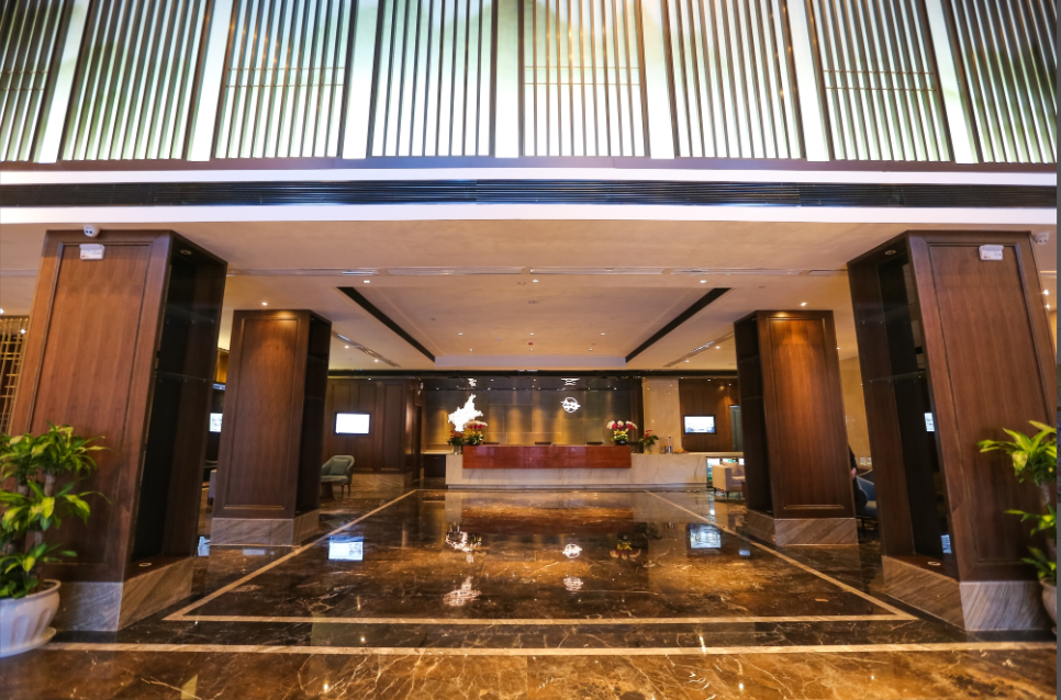 丽顿酒店