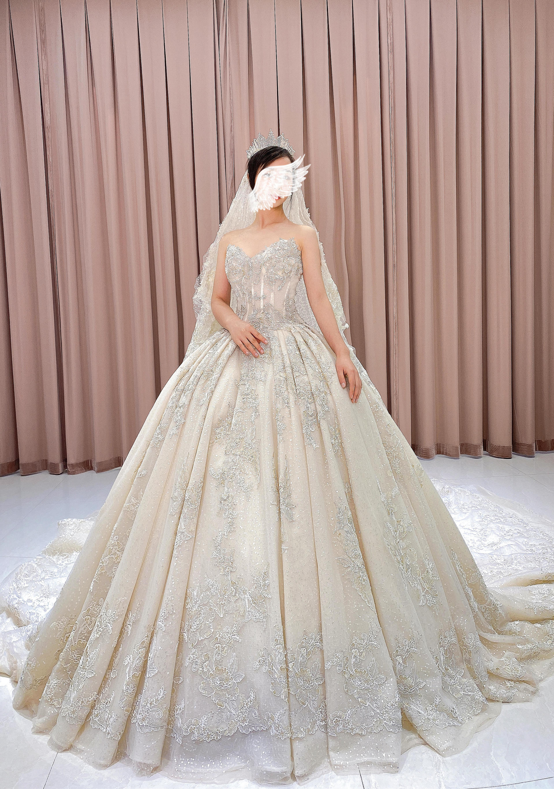 蒂亚婚纱西服名品馆