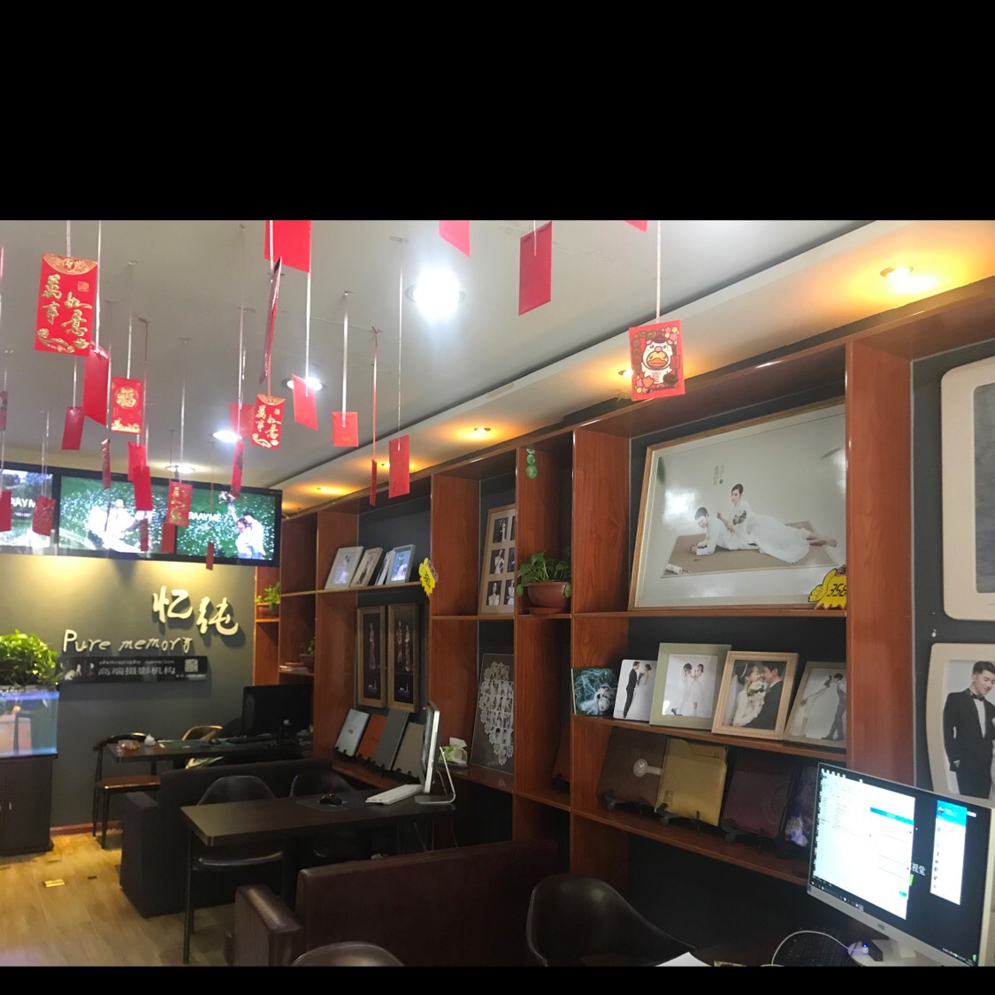 忆纯视觉摄影机构