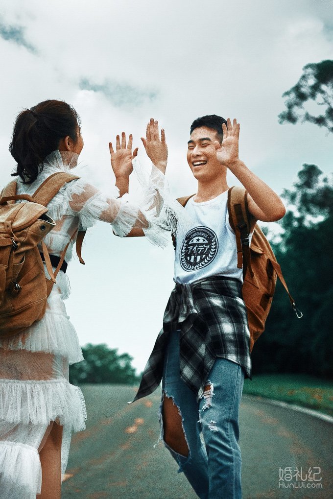 家门口的工作室，也能拍出旅拍的感jio~