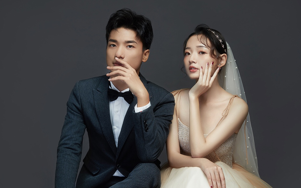 专车接送｜风格任选｜婚礼跟妆跟拍