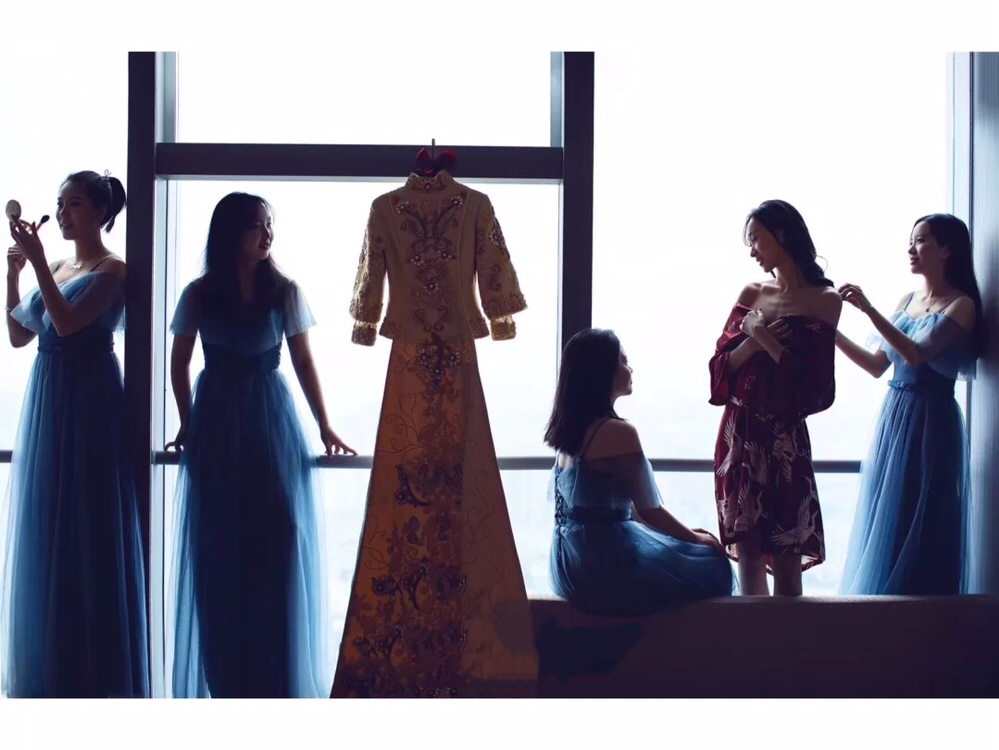 婚礼策划【总监四大金刚团队】
下拉详情介绍