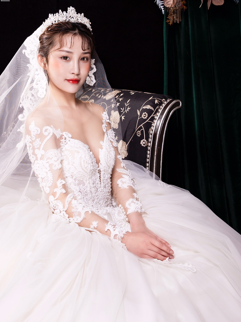 【彩緣婚紗】秀和古裝臺(tái)灣手工縫制