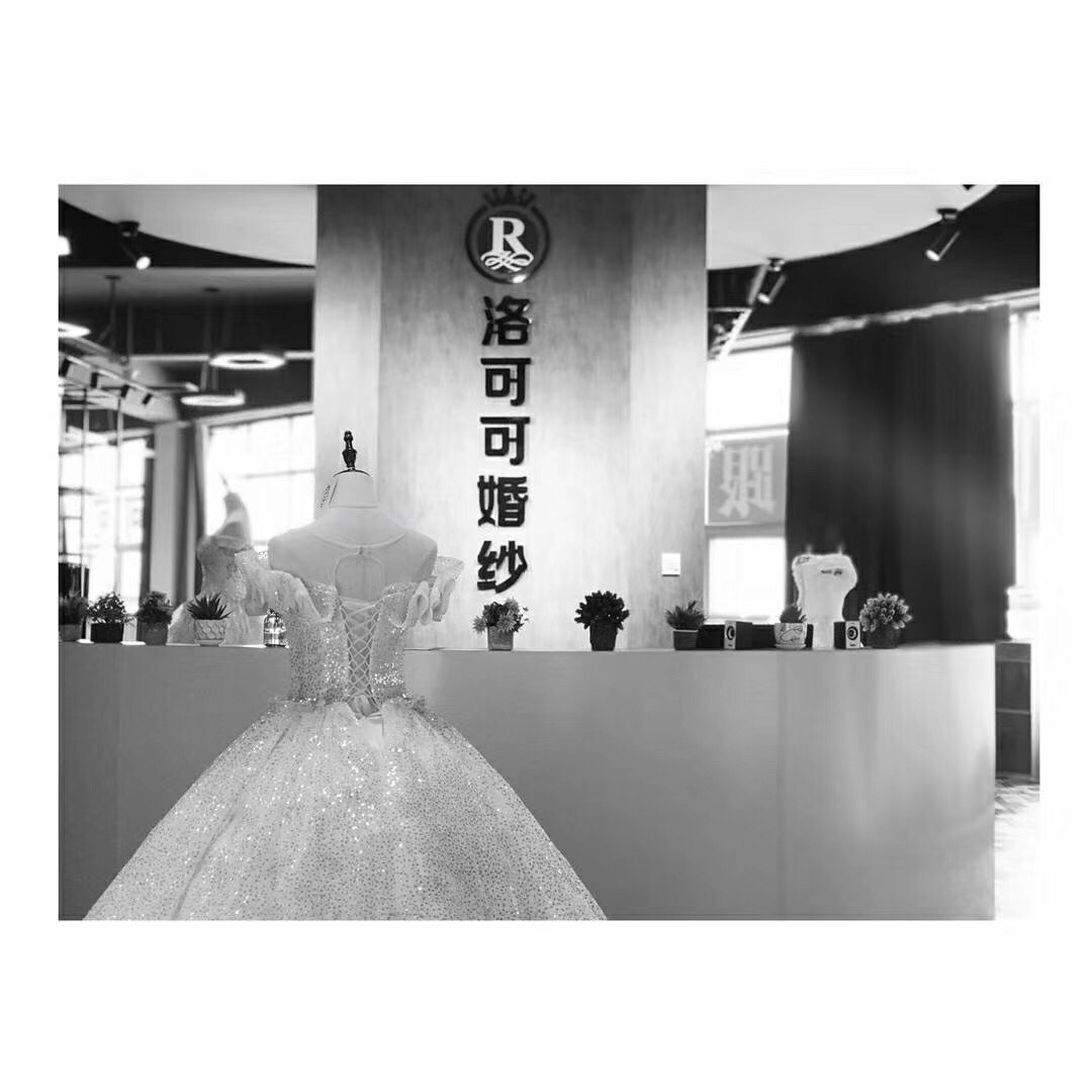 洛可可婚纱礼服