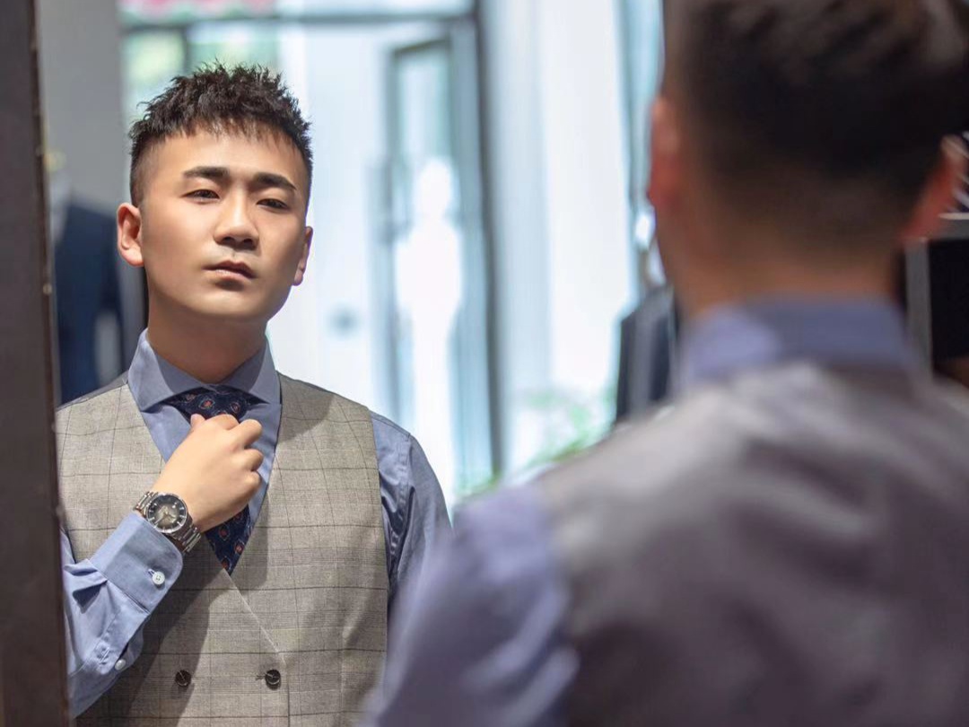 主持人+婚礼督导+音控dj