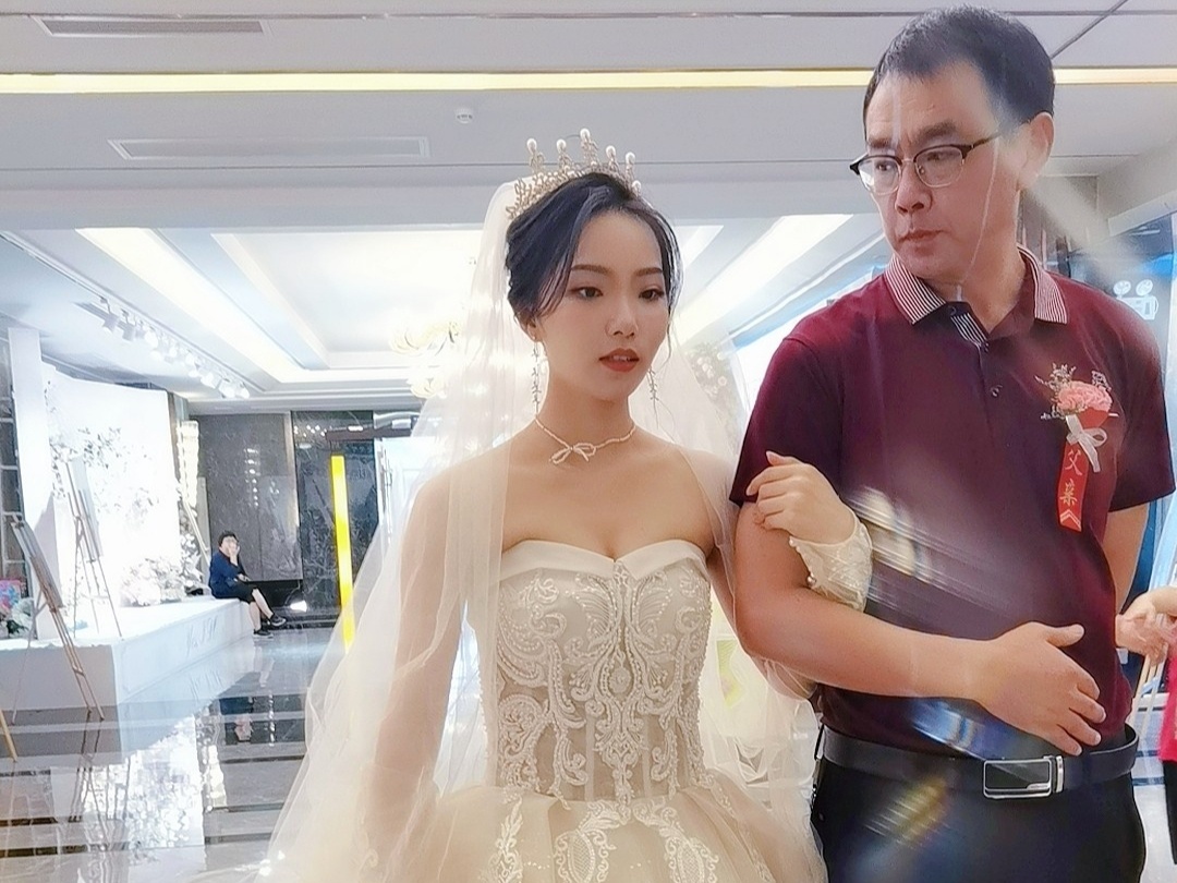 衡阳市高级化妆师全天跟妆服务
