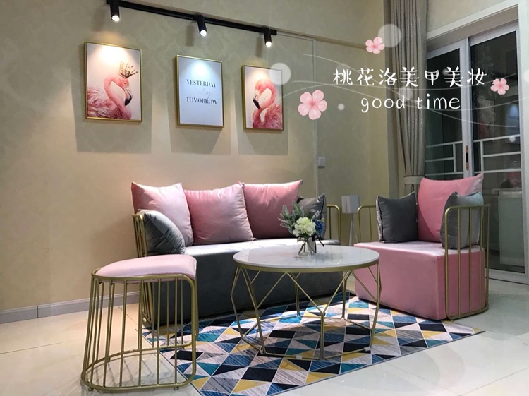 桃花洛造型