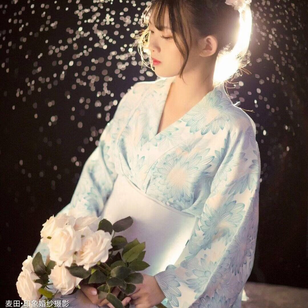 超火的神明少女系列写真集