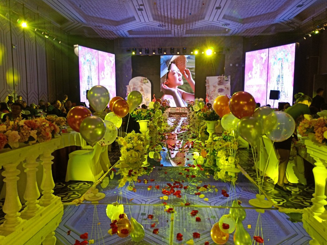 情缘婚庆在幸福的路上等你们哦。