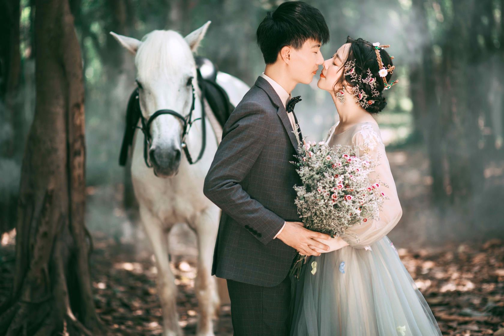厦门罗拉婚纱_厦门婚纱摄影(2)