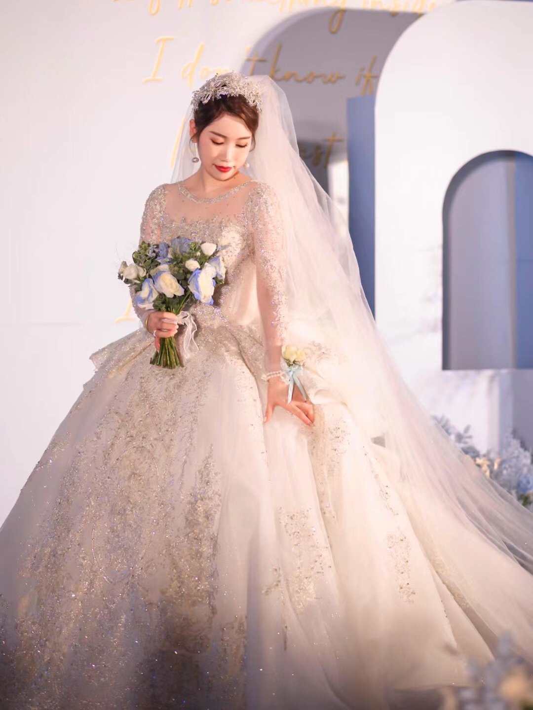 2025輕奢系列婚紗