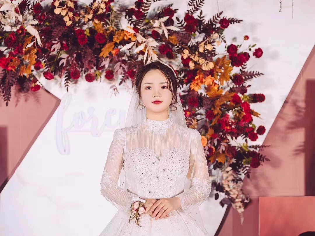红橙简约大气婚礼莫兰蒂给婚礼