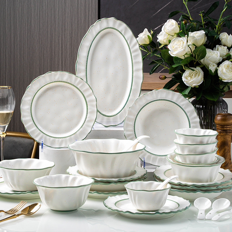 2023新款釉下彩碗碟套裝家用陶瓷飯碗輕奢喬遷送禮餐具套裝盤子碗