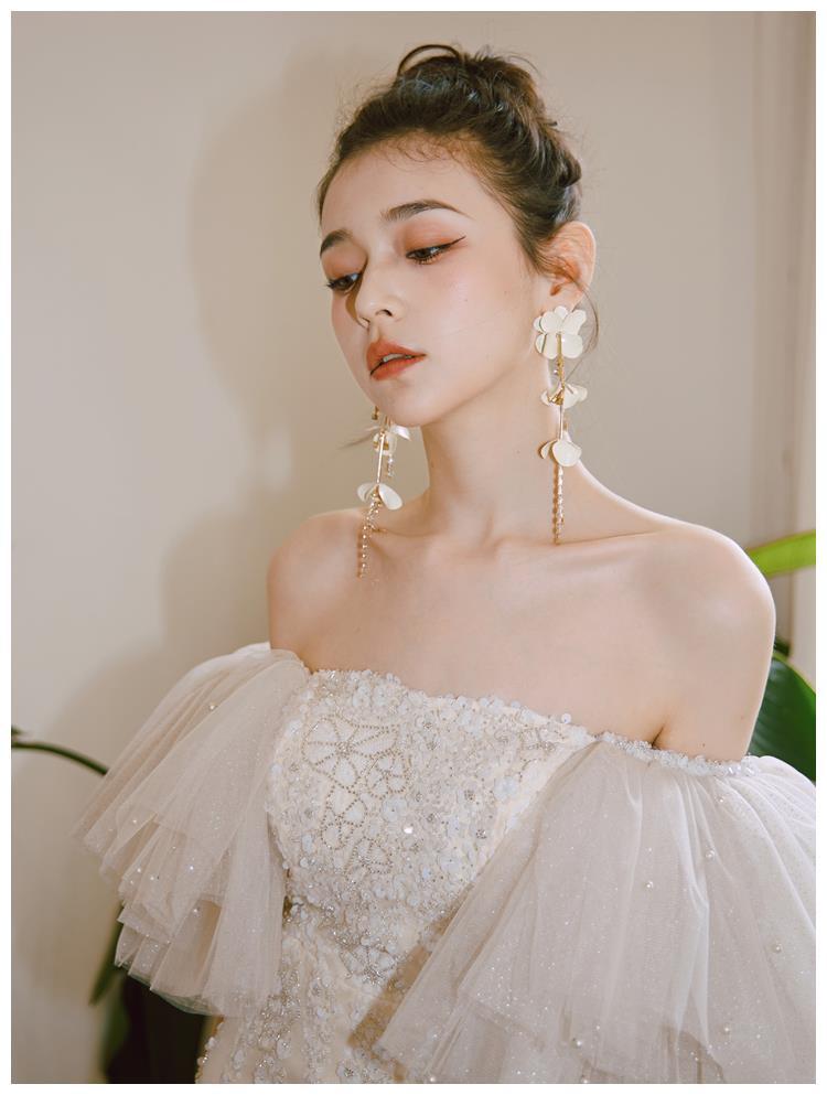晨袍敬酒服闪亮片连衣裙