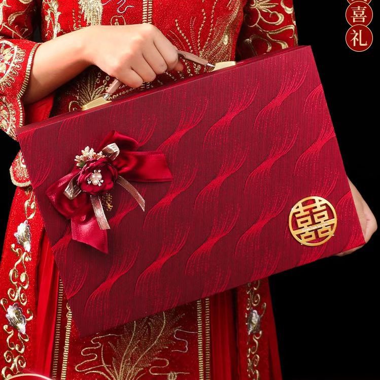 禮金盒彩禮錢高端訂婚用品下聘禮提親禮金箱結(jié)婚陪嫁10萬箱子