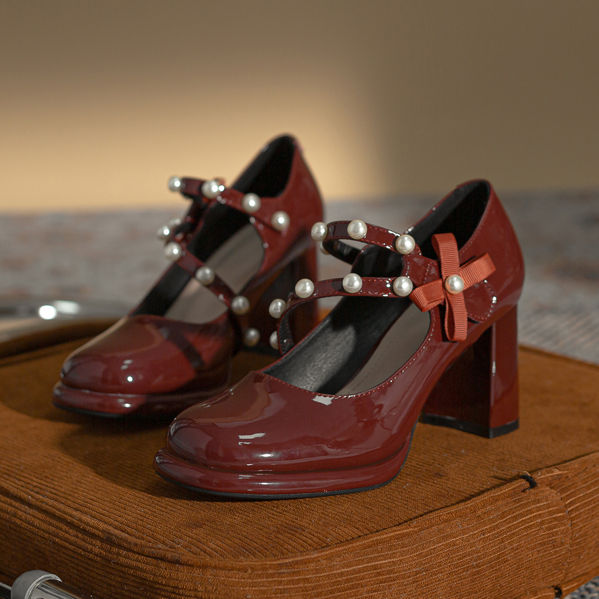 女鞋秋季款圓頭瑪麗珍2023法式粗跟鞋子百搭珍珠蝴蝶結漆皮高跟鞋