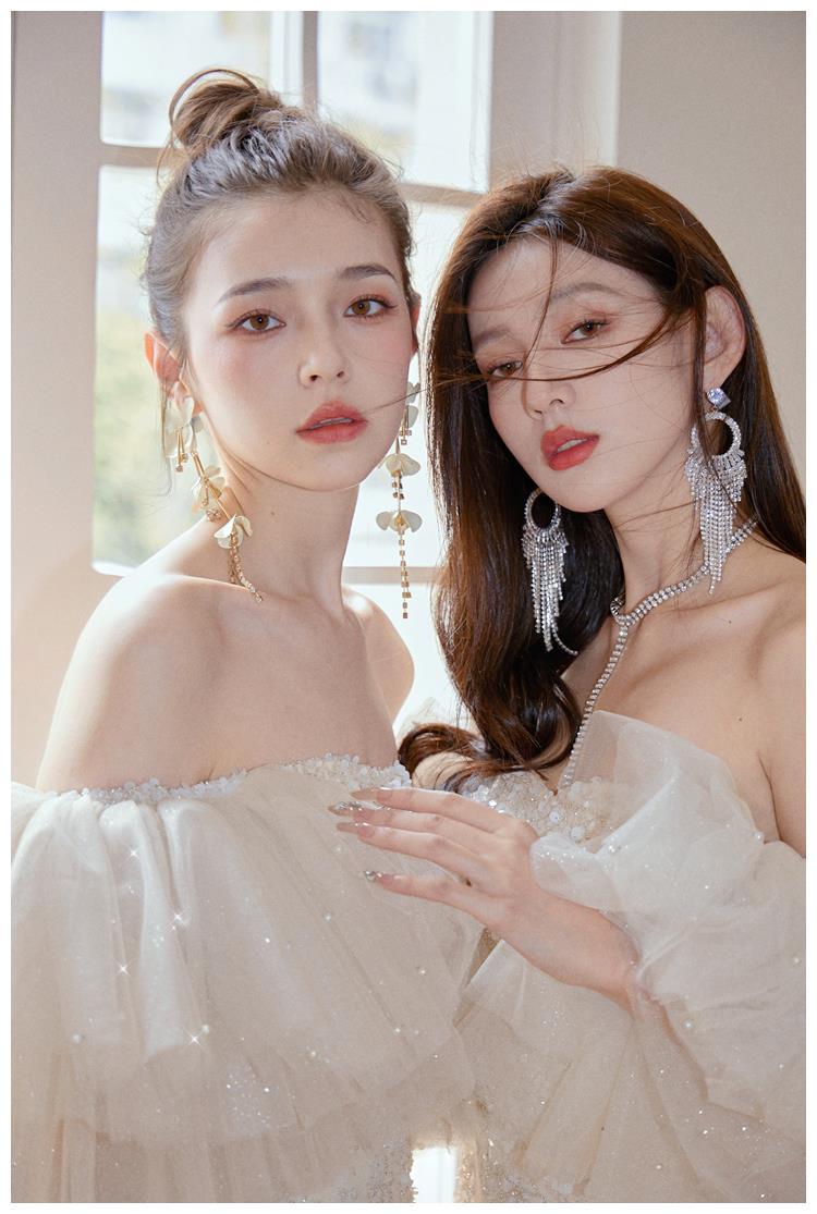 晨袍敬酒服闪亮片连衣裙