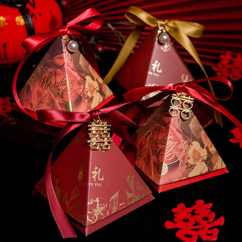 中式婚禮喜糖盒喜字吊墜包裝盒 三角糖果盒禮品盒