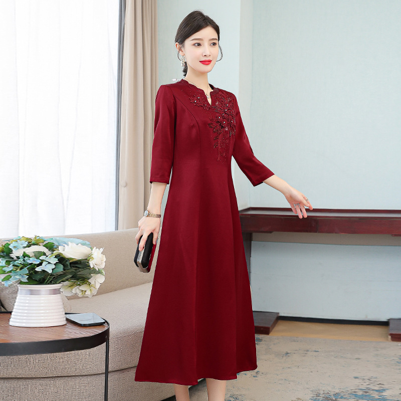 喜婆婆婚宴裝晚禮服裙2023秋季新款媽媽裝時尚復古優雅紅色連衣裙