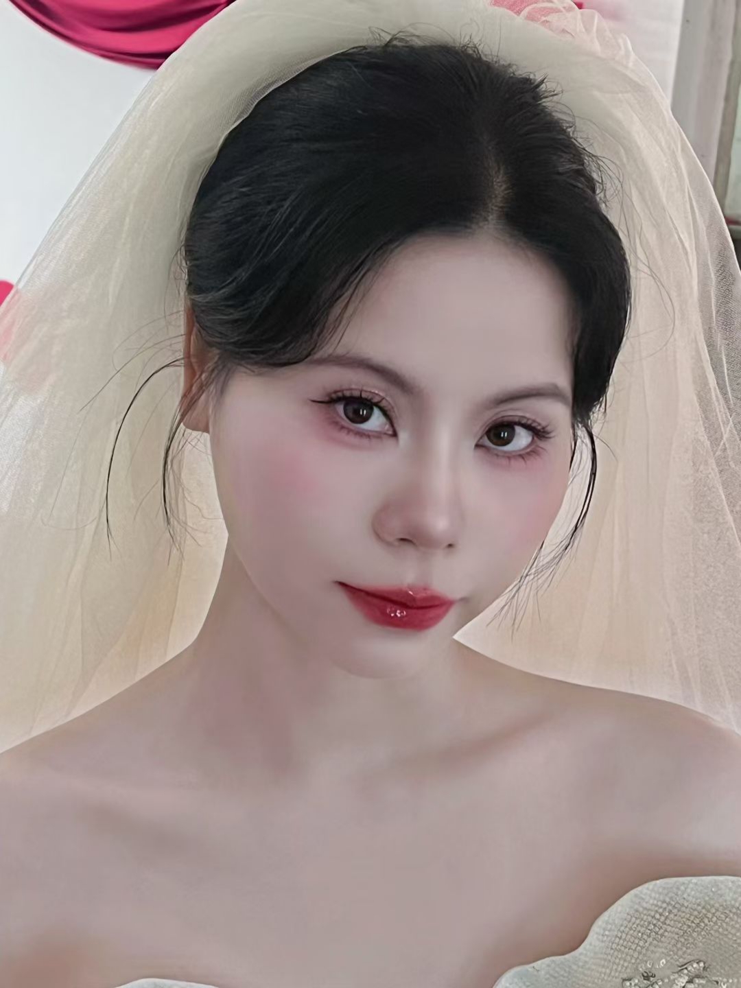 【依心】冷白皮新娘，不试妆就定档期！妆感拉满！