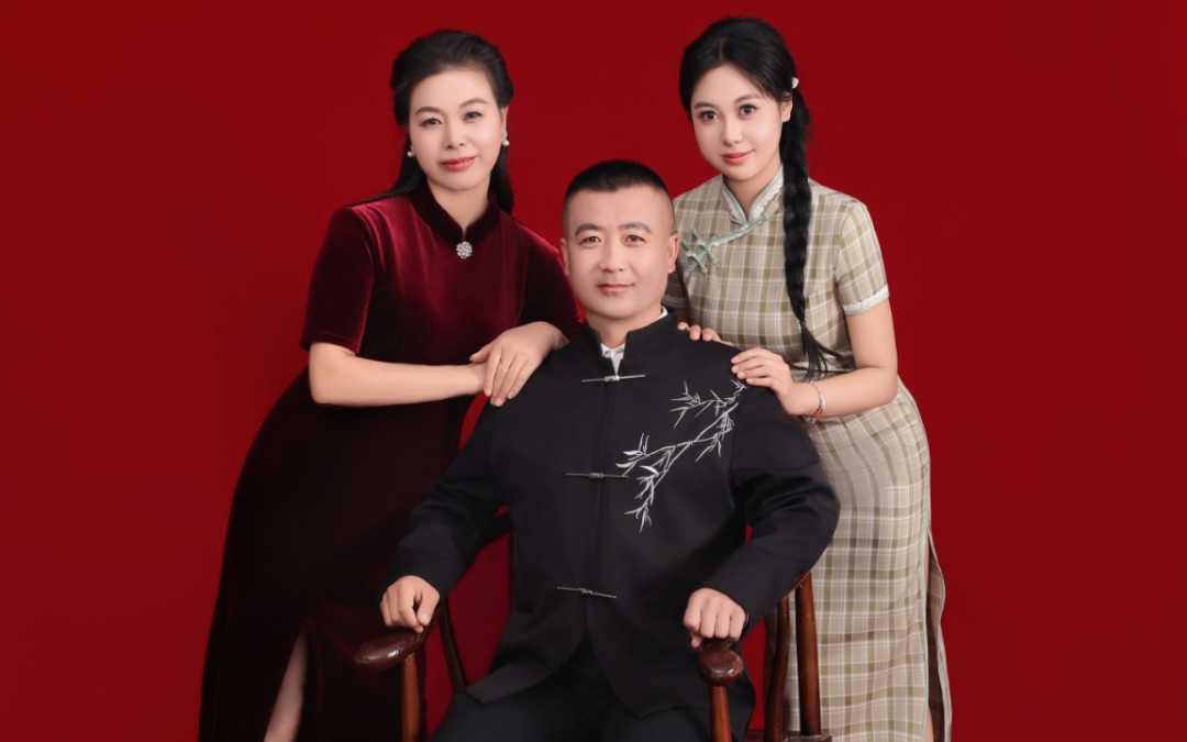 維納斯   全家福