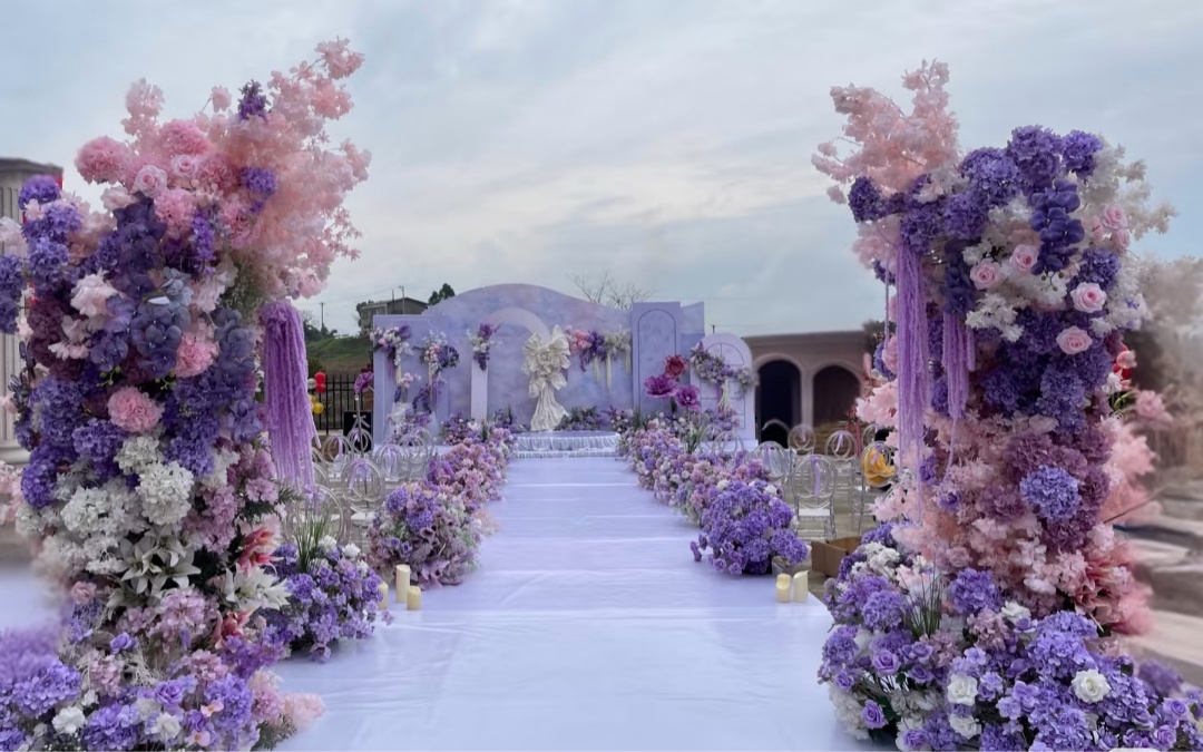 粉紫柔光，绽放优雅格调